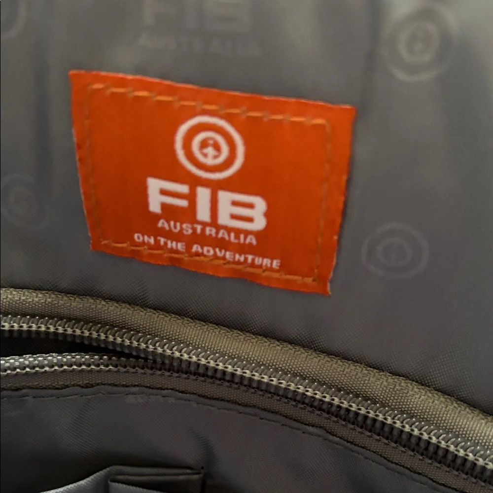 FIB Australia Anti- Theft Travel Men's Gray w/Tan Accents Laptop Briefcase